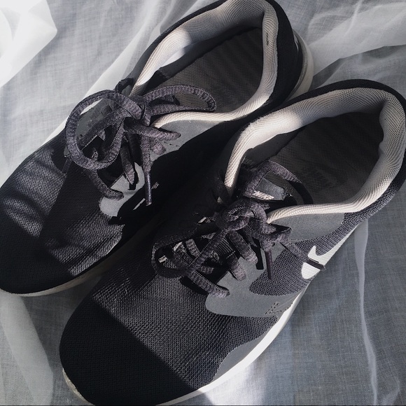 Nike runners - Picture 2 of 5